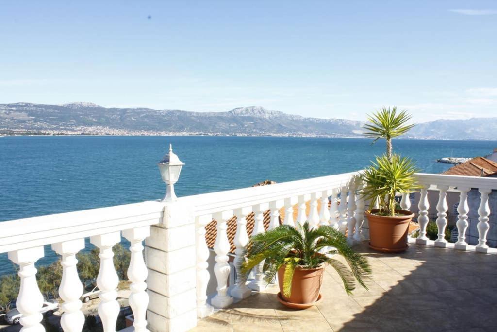 Apartmen Karmen 2 Trogir Exterior foto