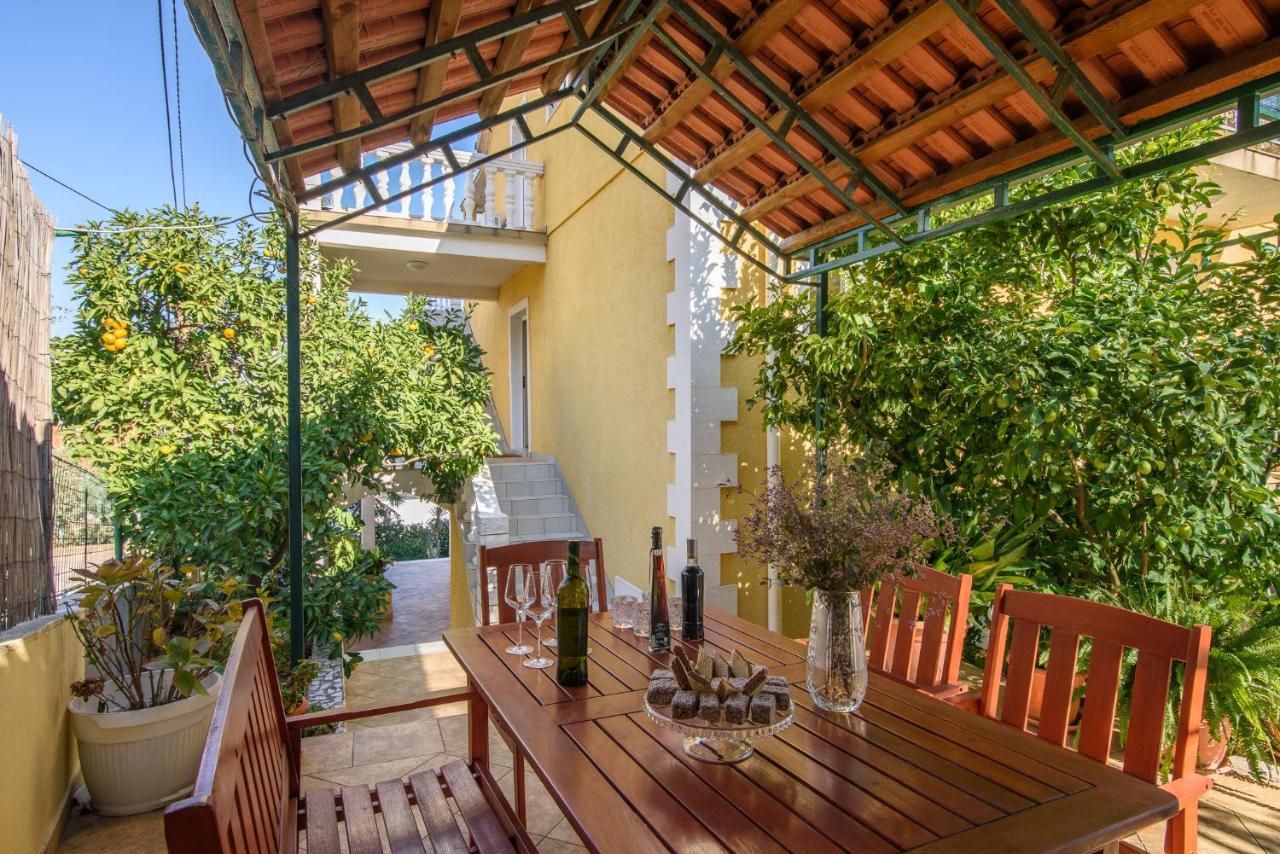Apartmen Karmen 2 Trogir Exterior foto