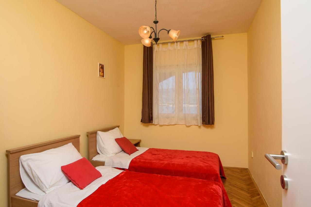 Apartmen Karmen 2 Trogir Exterior foto